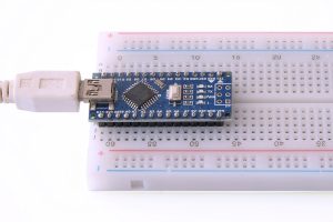 Arduino Serial: Introduction, Using The Serial Monitor, and More ...